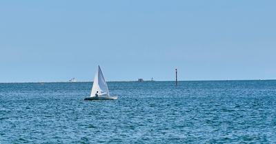 Can a Laser Sailboat Sink? | Life of Sailing