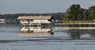 What Is Underpinning On A Pontoon Boat? | Life of Sailing