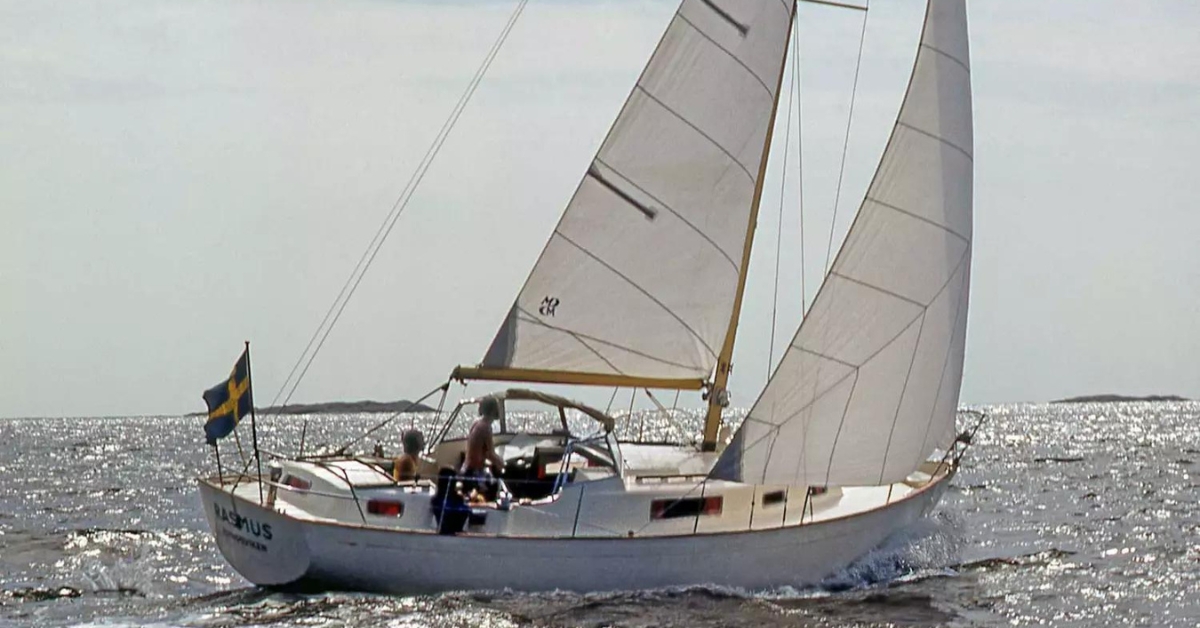 Hallberg-Rassy 35